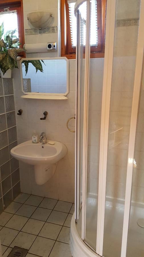 Szarkalab Apartman Hajduszoboszlo Exterior photo